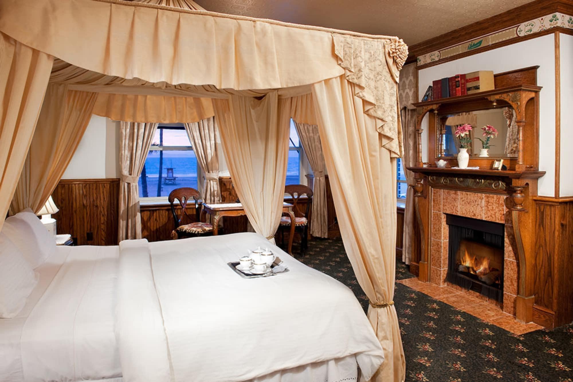 Doryman'S Oceanfront Inn Newport Beach Eksteriør billede